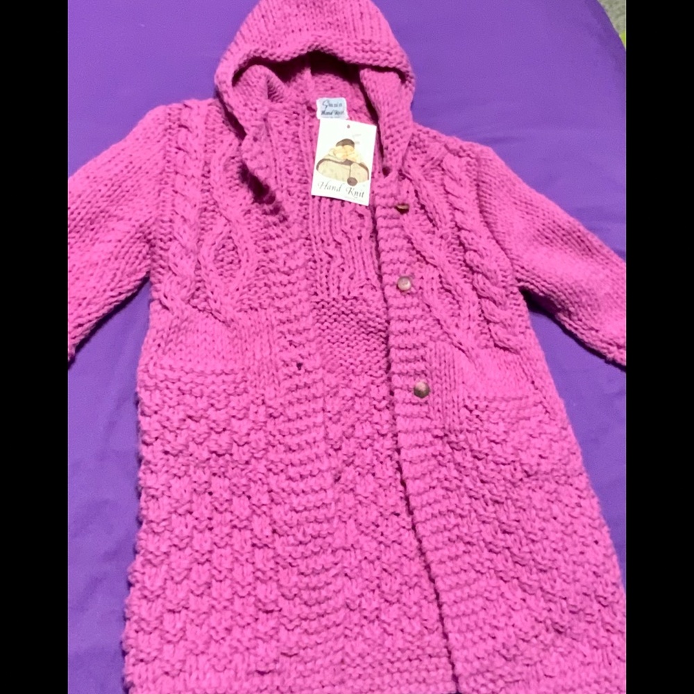 **Beautiful** Vintage Knit Italian Wool sweater
